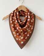 Foulard Bambi – Cognac à motif animalier