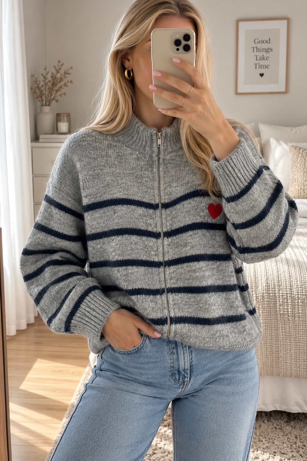 Le Pull Gris à Cœur – In April 1986 ❤️