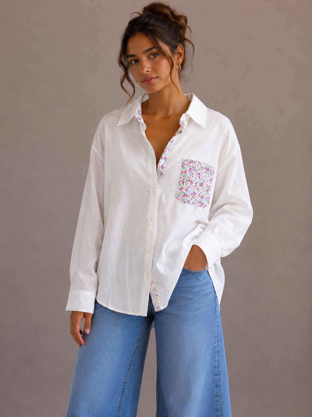 Chemise en coton motif fleuries