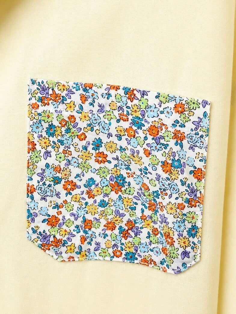 Chemise en coton motif fleuries